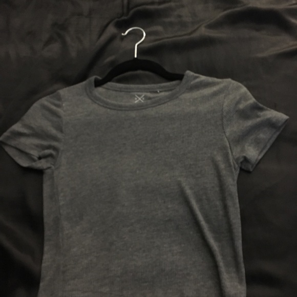 Grey crop tops - Picture 1 of 2